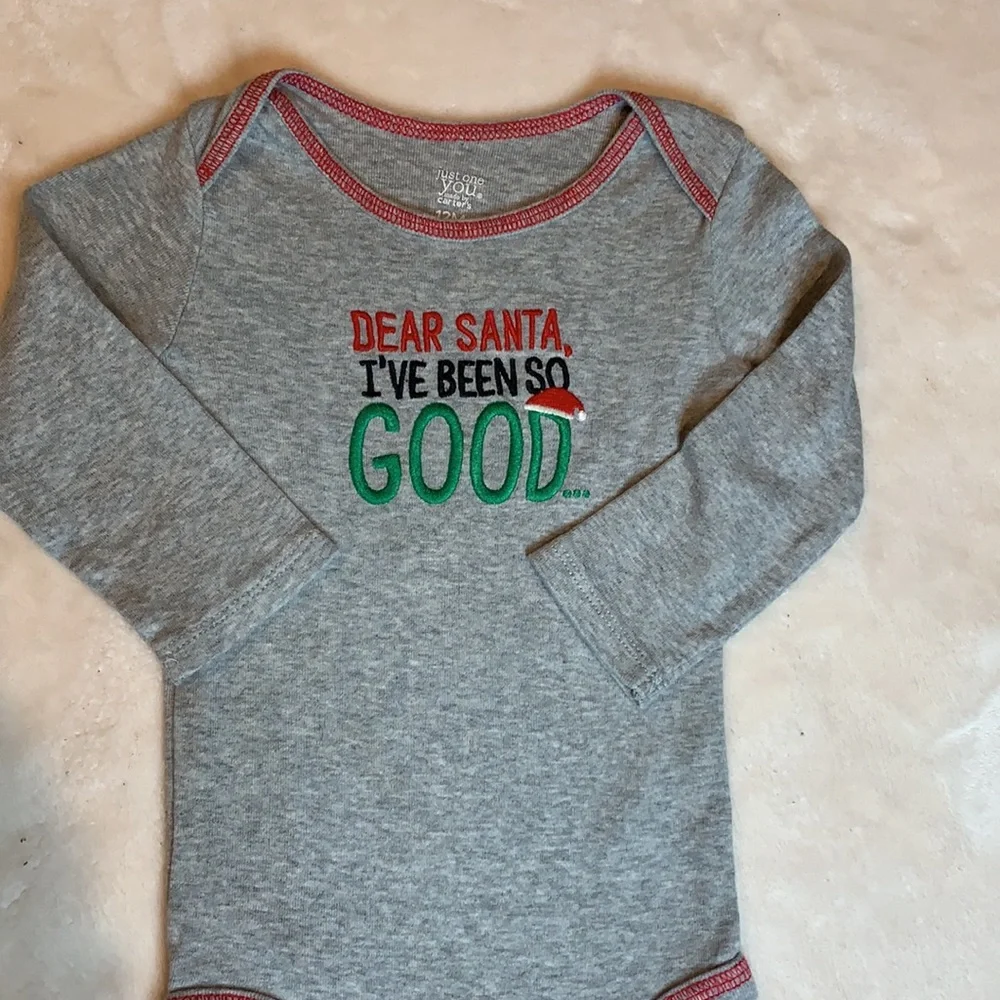 🎅🏼Carter’s Gray Dear Santa Onesie 12 mos. EUC